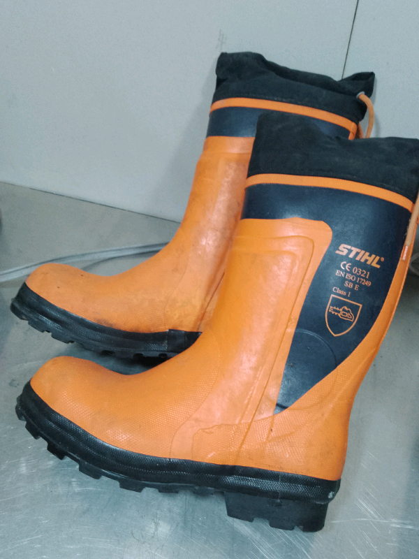 Stihl class 1 chainsaw rubber boots 